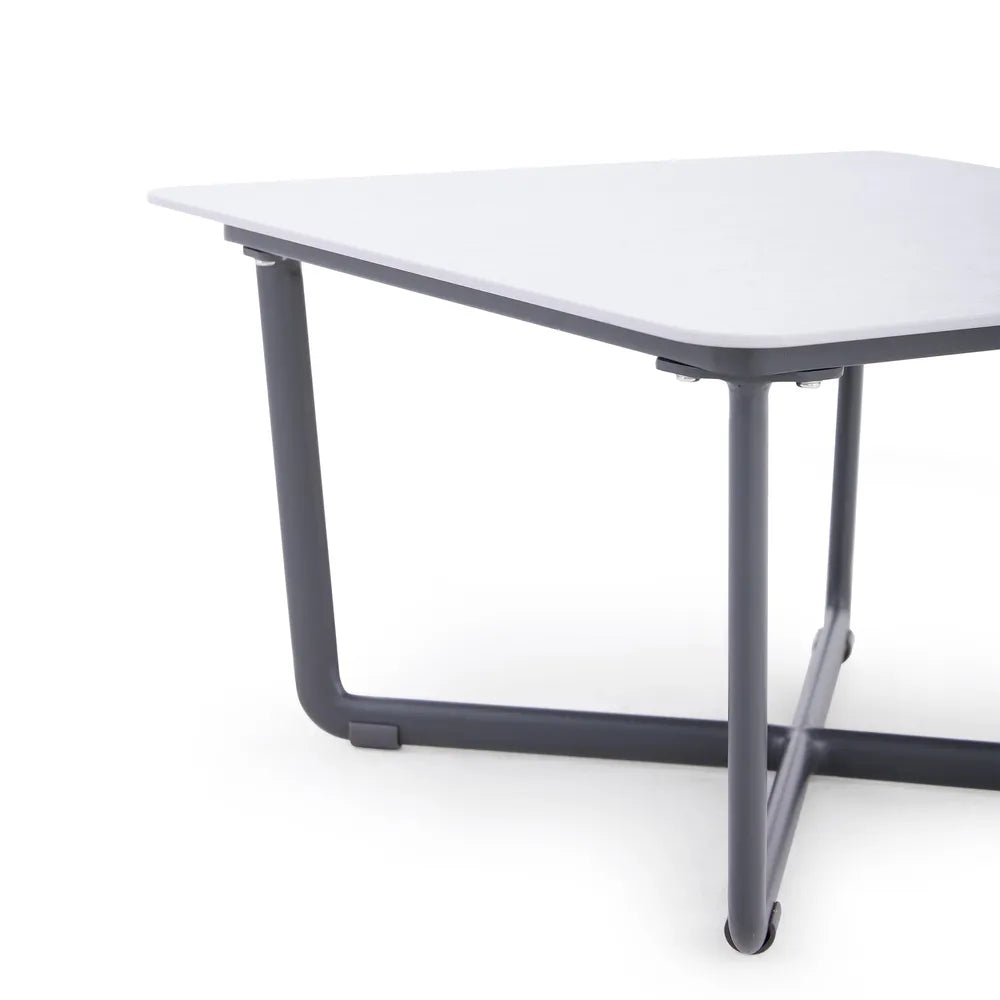 Fellow Beistelltische anthrazit