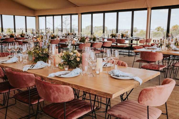 Stapel- und Bankettstühle