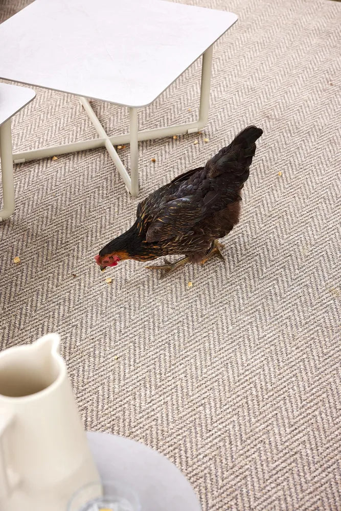 Fellow Beistelltische sand