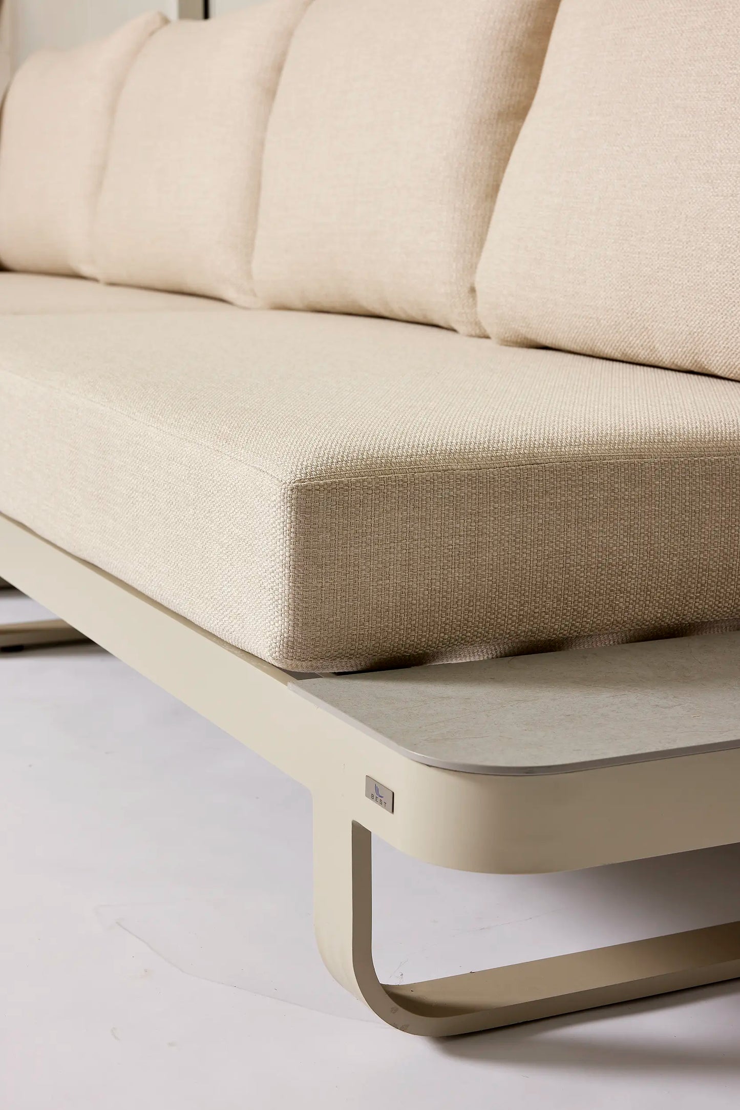 Fellow Lounge sand mit Beistelltischen