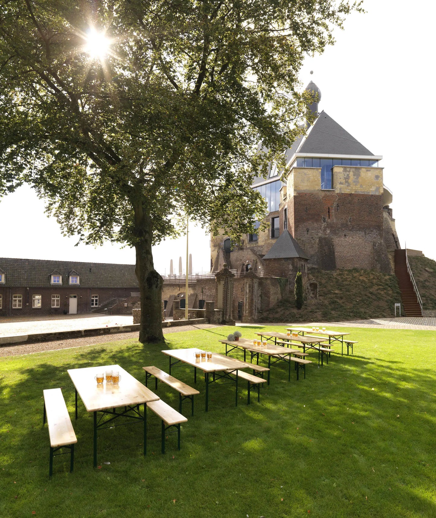 Biergarnitur mit Tisch 50 cm Brauereiqualität